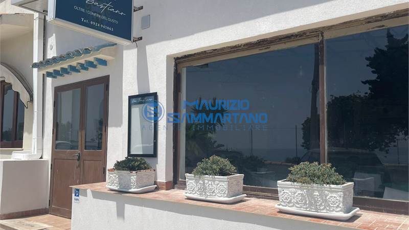 Attività commerciale  Licenza in affitto gestione 