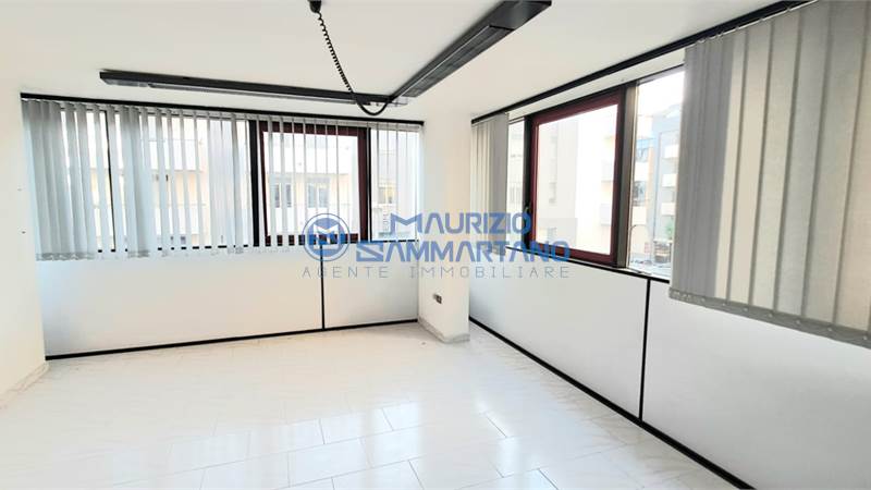 Office for rent in Marsala